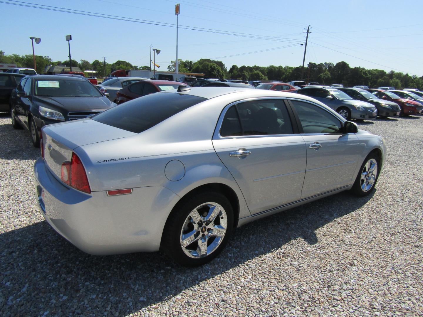 2012 Silver /Gray Chevrolet Malibu 1LT (1G1ZC5E08CF) with an 2.4L L4 DOHC 16V engine, Automatic transmission, located at 15016 S Hwy 231, Midland City, AL, 36350, (334) 983-3001, 31.306210, -85.495277 - Photo#7